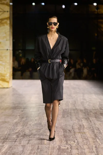 Look 38